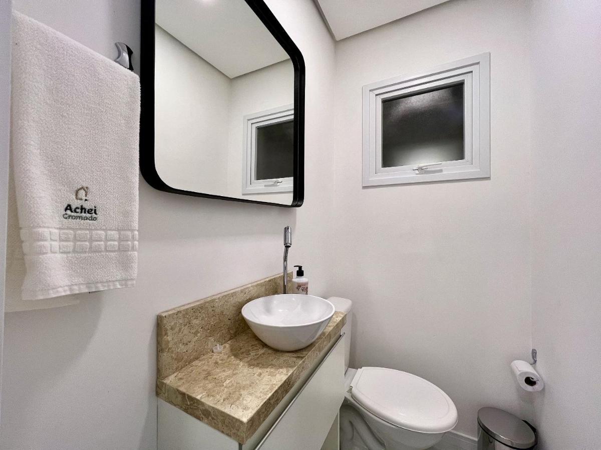Apartamento Villa Hortensias 1Dorm Centro By Achei Canela Bagian luar foto